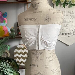 White 3XL Strapless Front-Closure Bandeau Bra No Wire Stretchy